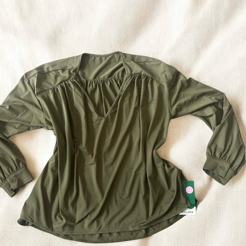 HALARA Olive Green Women's Top oversized NWT